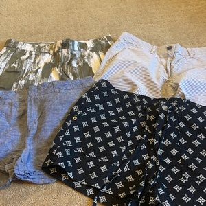 4 pairs of Gap shorts